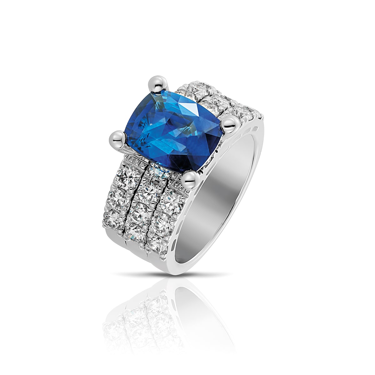 Ring blauwe saffier